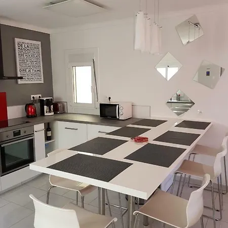 Penthouse Llancia Apartment Llanca